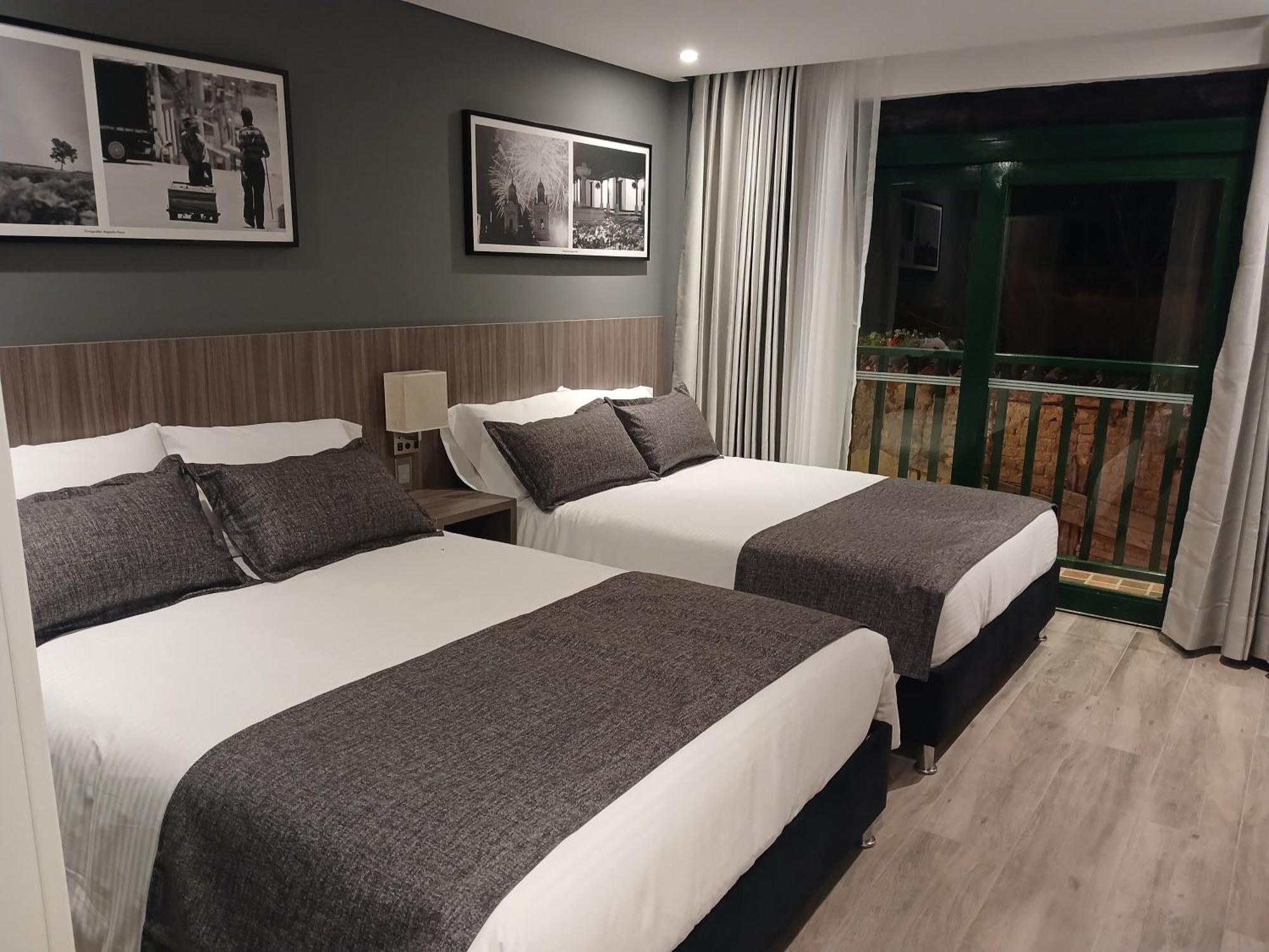 Hotel Santino Jenesano エクステリア 写真