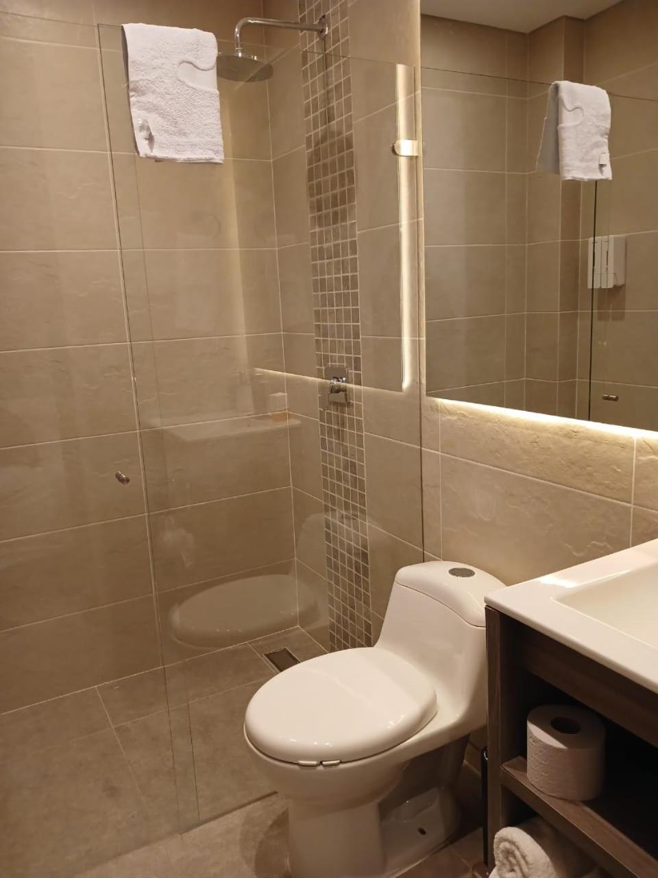 Hotel Santino Jenesano エクステリア 写真