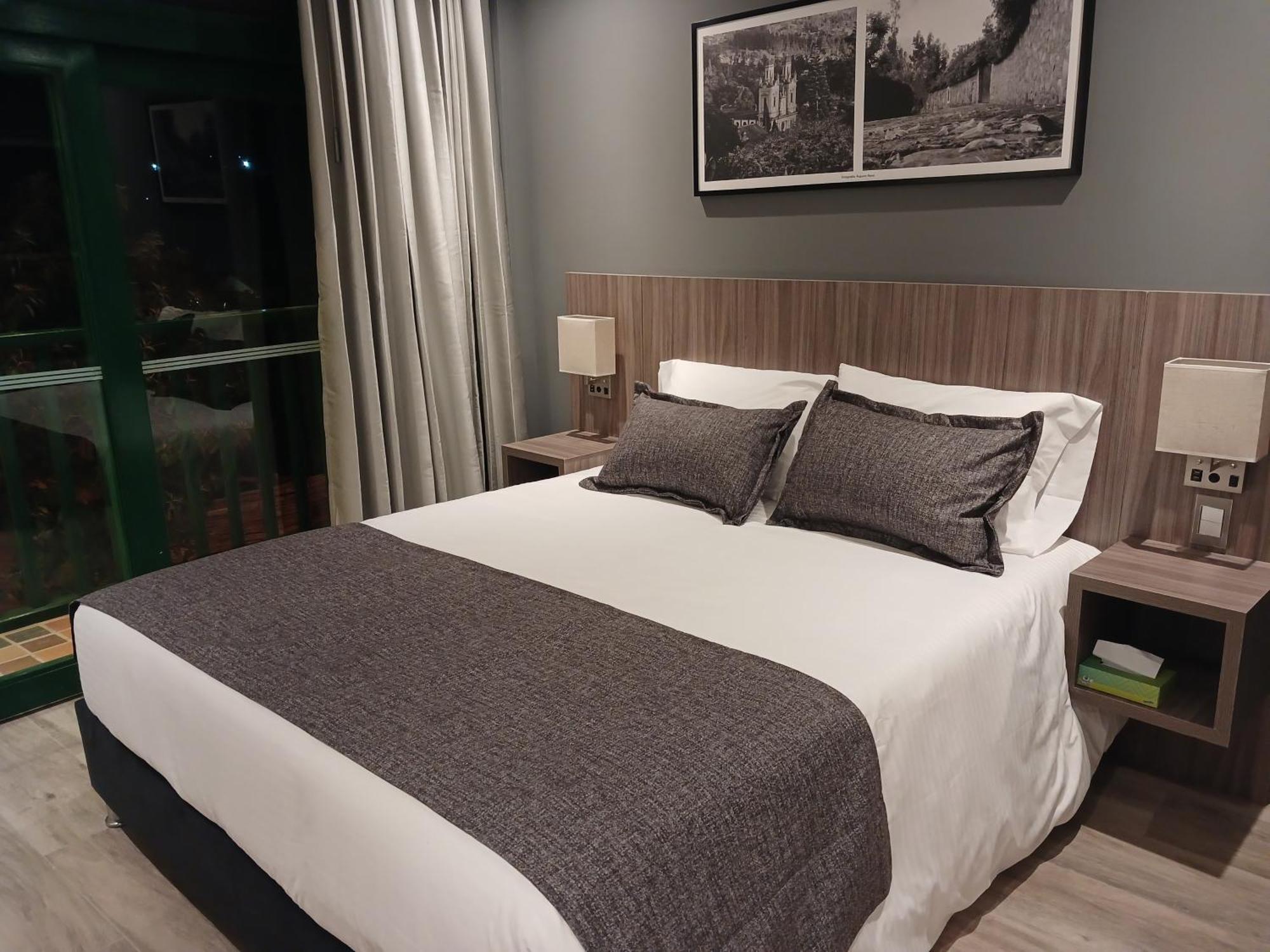 Hotel Santino Jenesano エクステリア 写真